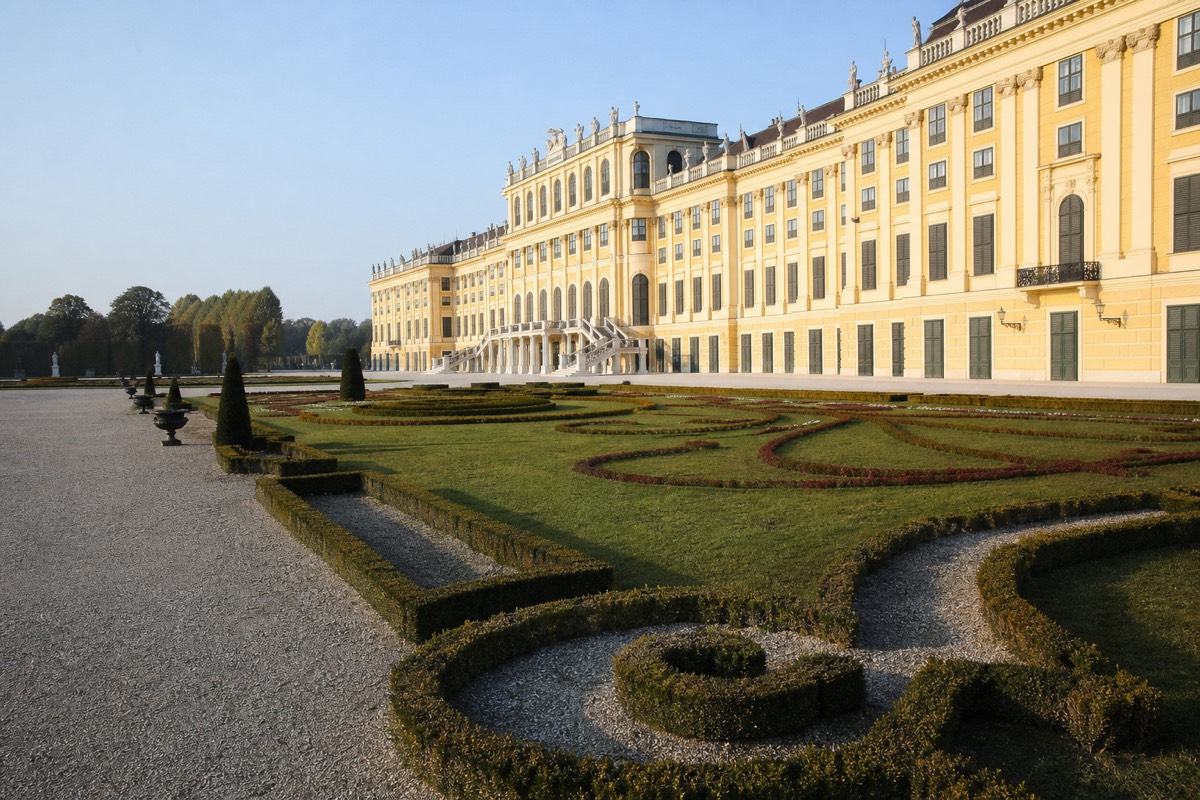 Baroque palace architecture in Vienna